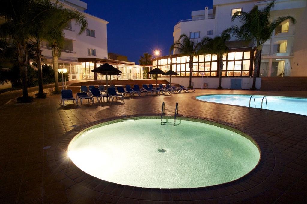 Vila Mos - Beach Resort Lagos Bagian luar foto