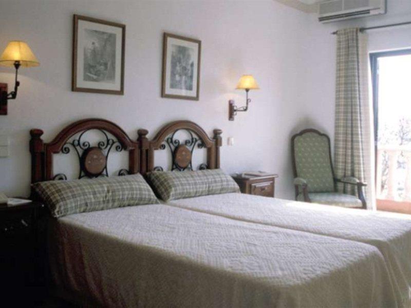 Vila Mos - Beach Resort Lagos Bagian luar foto
