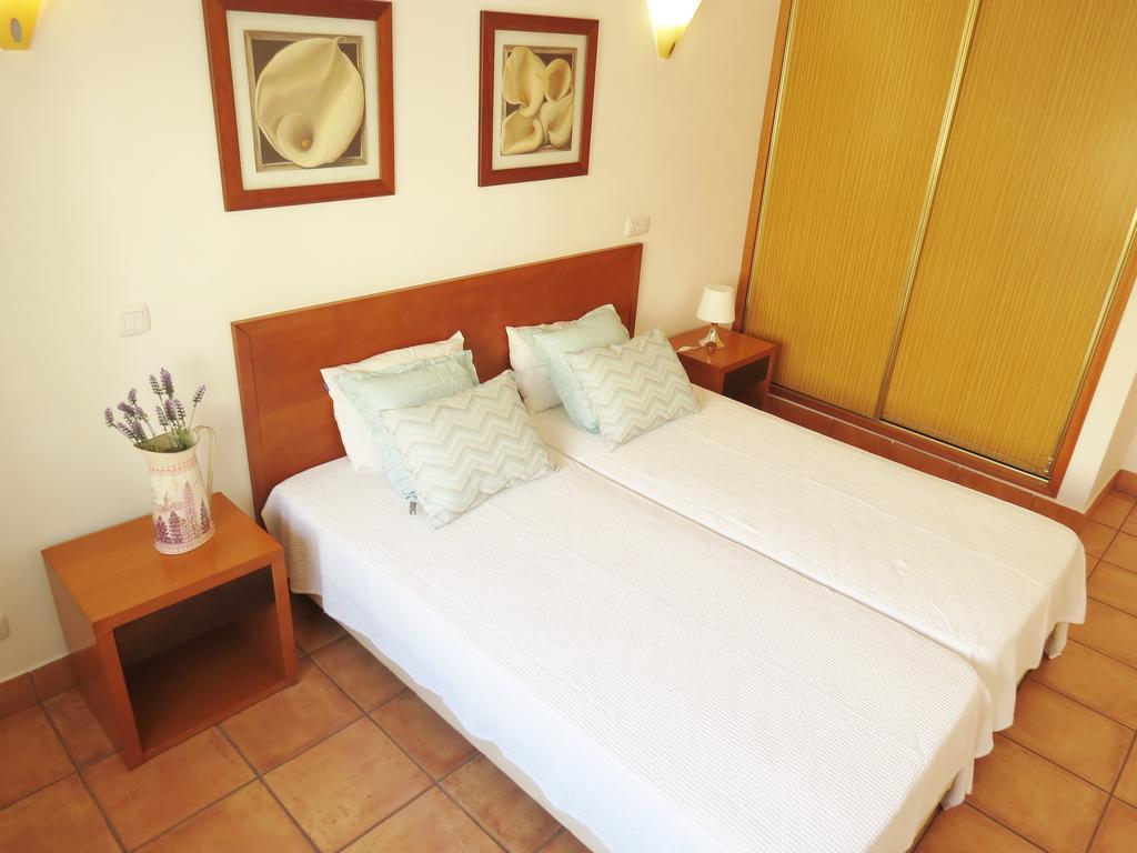 Vila Mos - Beach Resort Lagos Bagian luar foto