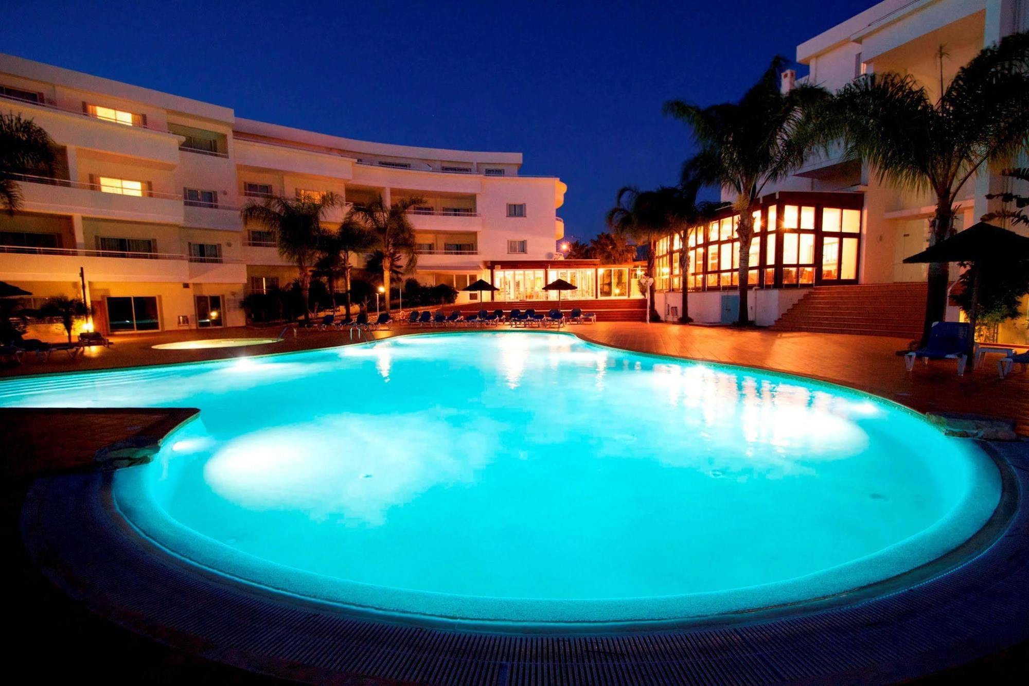 Vila Mos - Beach Resort Lagos Bagian luar foto