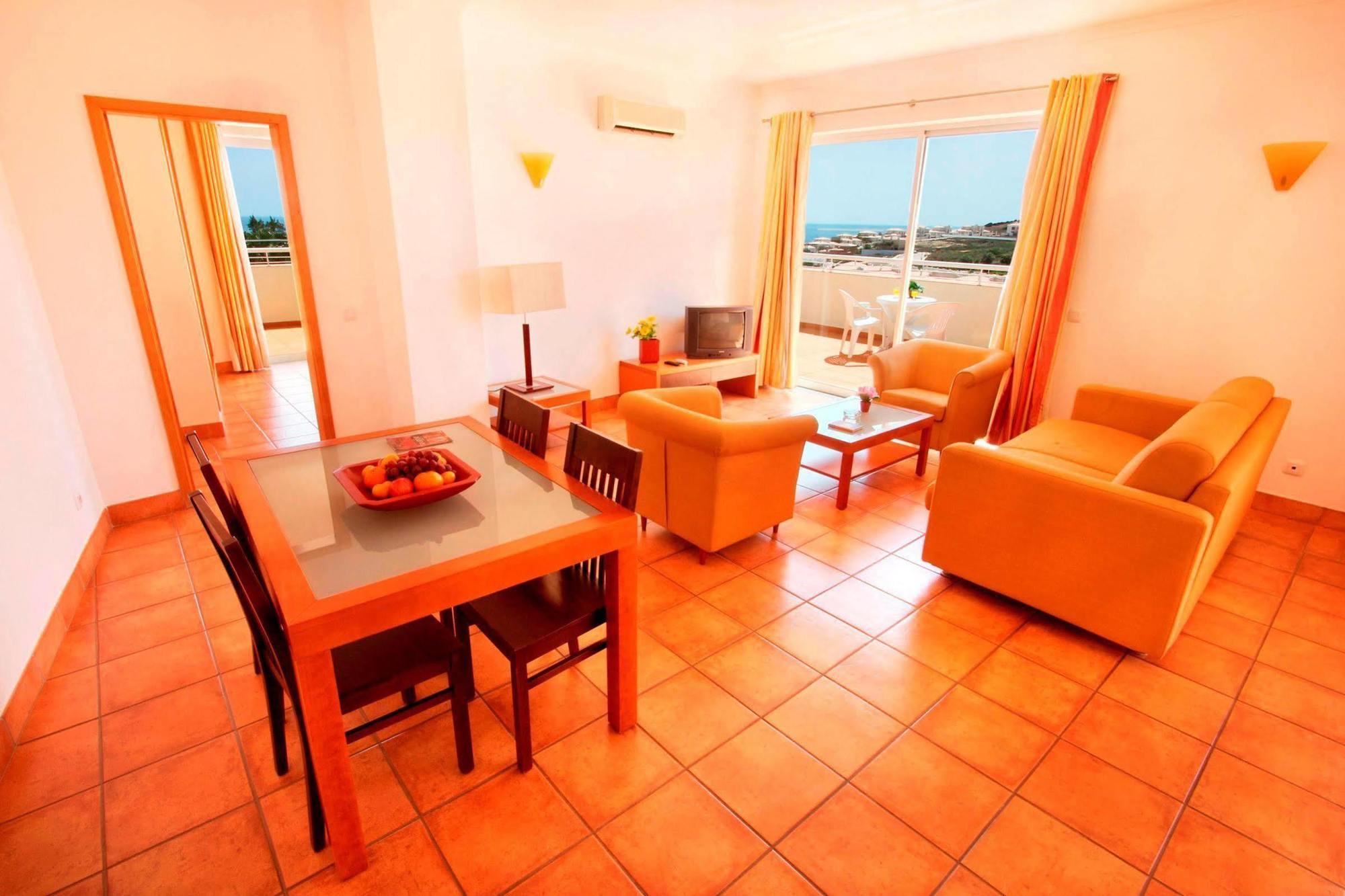 Vila Mos - Beach Resort Lagos Ruang foto